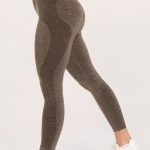 198ff9515e7e15c467299463a9eca180d7f4f8d6e79e0cfa0f446cdfa69d12d3